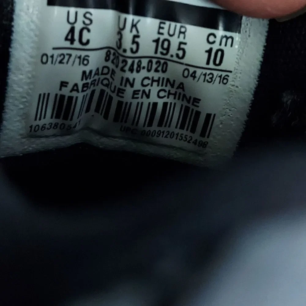Nike 820248-020 Jordan Flight Black White Size 4C